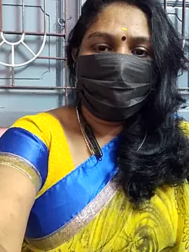 Snapshot of Tamil_Azhaghi25 chatting on December 5, 7:32 pm Tamil Azhaghi25 online show from December 5, 7:32 pm