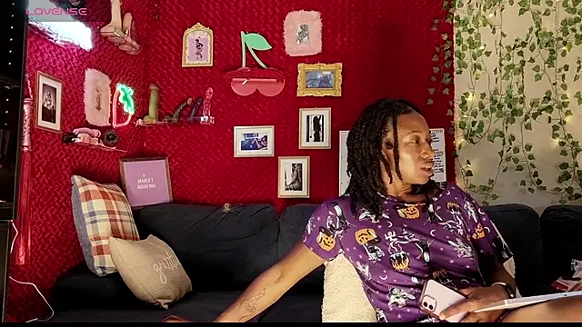 Snapshot of MarleyAquafina chatting on September 21, 2:13 am MarleyAquafina online show from September 21, 2:13 am