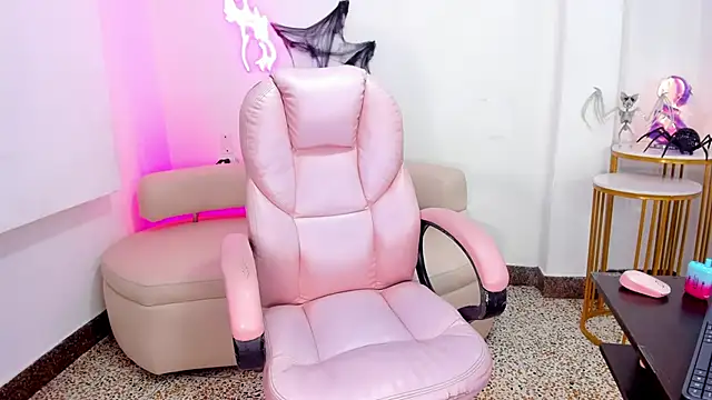 Miss Francheska online show from October 20, 11:43 am