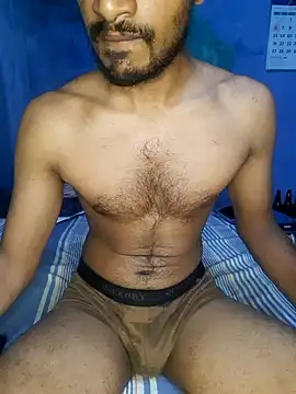 Snapshot of ApexO45 chatting on December 13, 11:21 pm ApexO45 online show from December 13, 11:21 pm