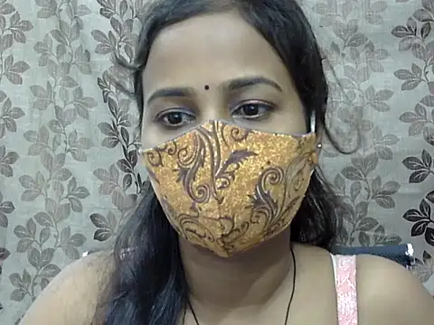 Hott Noor online show from September 19, 2:29 pm