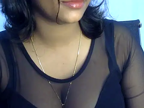 Hott Noor online show from October 29, 7:43 am