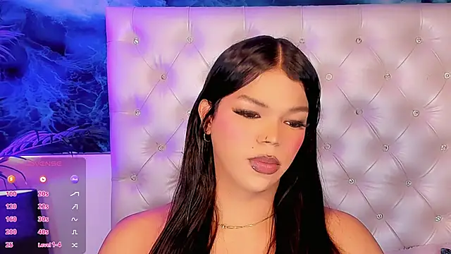 Snapshot of Valeria_Swett_ chatting on May 31, 8:43 pm Valeria Swett online show from May 31, 8:43 pm