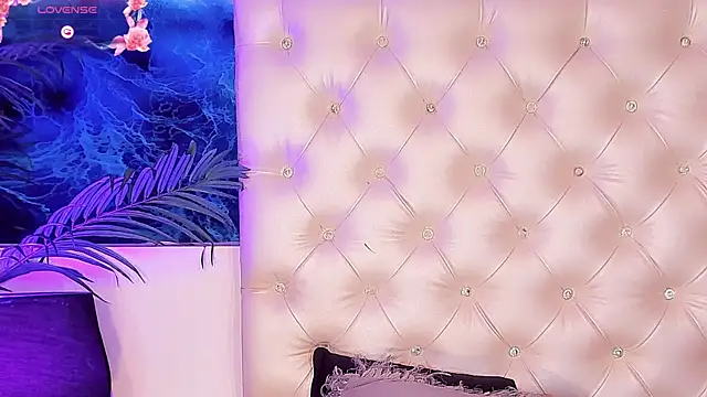 Snapshot of Valeria_Swett_ chatting on June 23, 9:24 pm Valeria Swett online show from June 23, 9:24 pm
