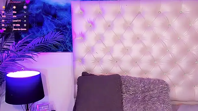 Snapshot of Valeria_Swett_ chatting on June 30, 10:22 pm Valeria Swett online show from June 30, 10:22 pm