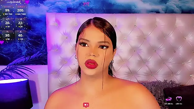 Snapshot of Valeria_Swett_ chatting on July 20, 8:00 pm Valeria Swett online show from July 20, 8:00 pm