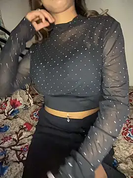 Snapshot of STRIP_GLOW chatting on December 13, 7:53 pm STRIP GLOW online show from December 13, 7:53 pm