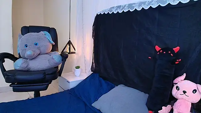 IvyBelle  online show from February 24, 11:30 am