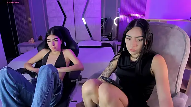 AlliceCopper online show from February 18, 1:40 pm