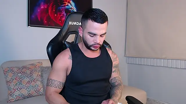 Snapshot of Bruno_De_Lucaa_ chatting on September 9, 2:22 am Bruno De Lucaa online show from September 9, 2:22 am