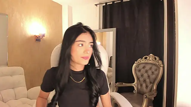 zoerouse  online show from November 15, 8:16 pm