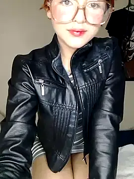 elizabeth05 online show from October 5, 9:34 pm