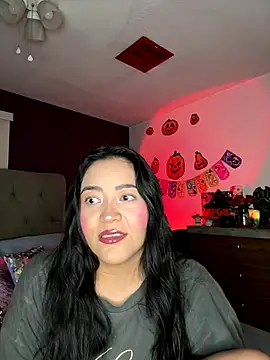 Snapshot of MyHoneyFrida chatting on October 27, 4:05 am MyHoneyFrida online show from October 27, 4:05 am