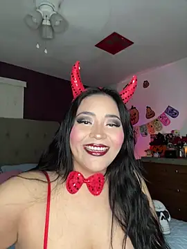 Snapshot of MyHoneyFrida chatting on October 28, 4:38 am MyHoneyFrida online show from October 28, 4:38 am