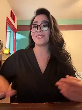 Snapshot of MyHoneyFrida chatting on February 28, 4:24 am MyHoneyFrida online show from February 28, 4:24 am