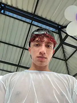 mhatias  online show from February 21, 9:05 pm