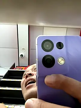 Snapshot of dajiba4718 chatting on October 15, 12:05 pm dajiba4718 online show from October 15, 12:05 pm