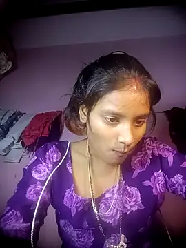 Hot Mayra  online show from December 5, 6:33 am