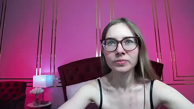 Snapshot of JessieJuss chatting on April 16, 6:41 pm JessieJuss online show from April 16, 6:41 pm