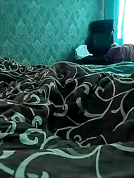 Snapshot of mishania45 chatting on June 10, 3:18 am mishania45 online show from June 10, 3:18 am