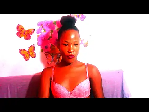 Snapshot of Indianeyestripper chatting on December 4, 8:34 am Indianeyestripper online show from December 4, 8:34 am