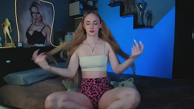 Dana  Whitttte online show from November 17, 1:28 pm