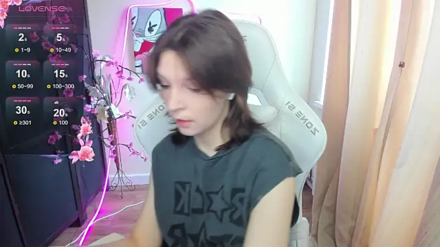 AudreyyKim online show from March 18, 8:06 am