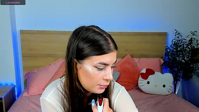 Bella Davis love online show from September 12, 1:55 pm