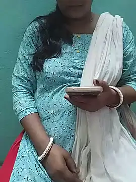 Snapshot of desi_boudi87 chatting on June 16, 3:31 am desi boudi87 online show from June 16, 3:31 am
