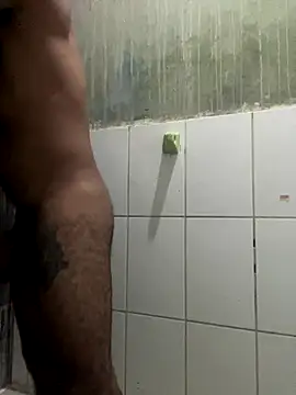 Snapshot of FromVnz chatting on November 12, 2:01 am FromVnz online show from November 12, 2:01 am