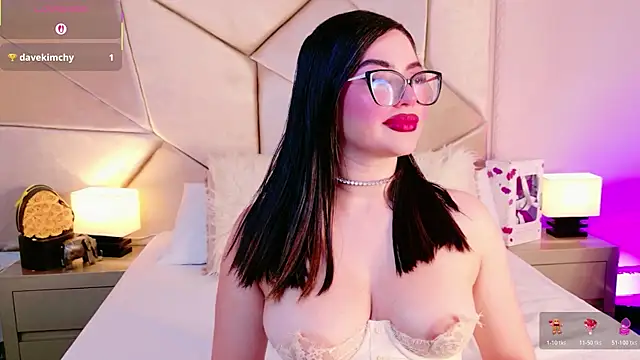 Catalina-Malave online show from March 5, 1:45 am