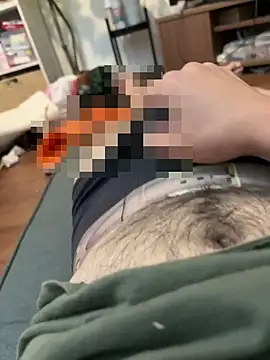 Snapshot of sukebegorilla chatting on October 25, 4:24 pm sukebegorilla online show from October 25, 4:24 pm