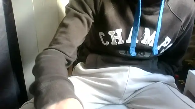 juju78jujuu online show from October 26, 7:47 am