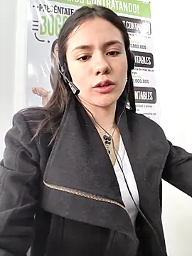 CHARLOTTE  05 online show from November 13, 12:26 pm