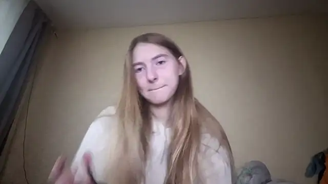 Nymera flare online show from November 4, 6:23 am