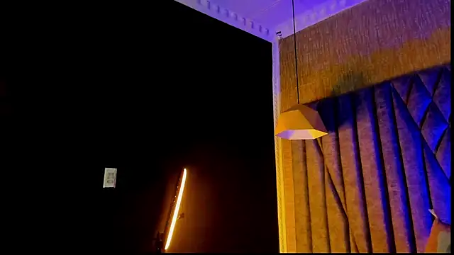 Boss Domiinator online show from October 22, 3:40 am