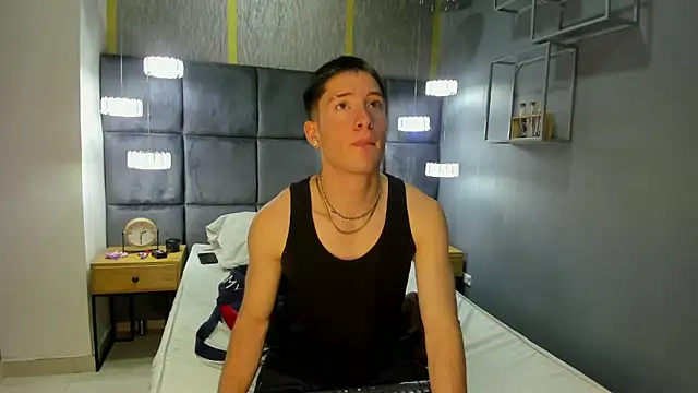 HunterHeat  online show from September 17, 12:40 pm