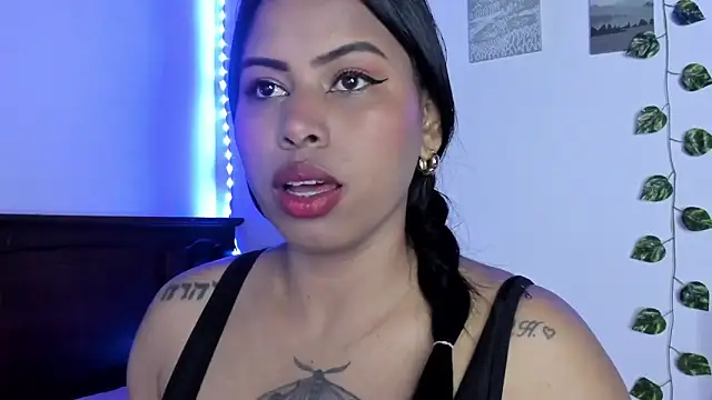 Michluxe 69 online show from October 2, 1:45 am