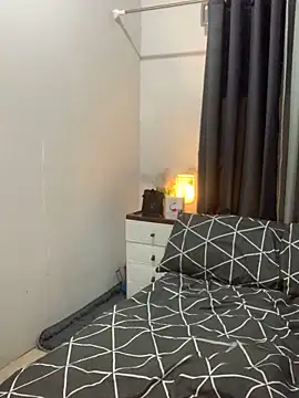 AngelHille online show from December 17, 4:13 pm