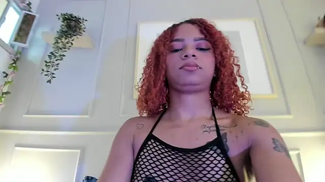 Snapshot of Skarleth_bm chatting on July 18, 1:48 pm Skarleth bm online show from July 18, 1:48 pm