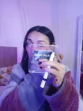 Snapshot of Laia_and_Damian chatting on November 27, 11:56 am Laia and Damian online show from November 27, 11:56 am