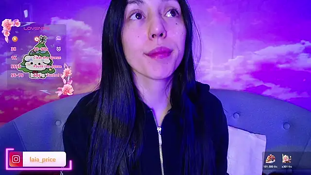 Snapshot of Laia_and_Damian chatting on December 15, 7:29 pm Laia and Damian online show from December 15, 7:29 pm