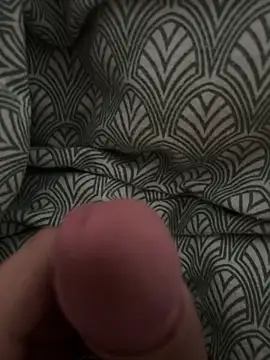 Snapshot of artl1 chatting on November 9, 8:12 am artl1 online show from November 9, 8:12 am