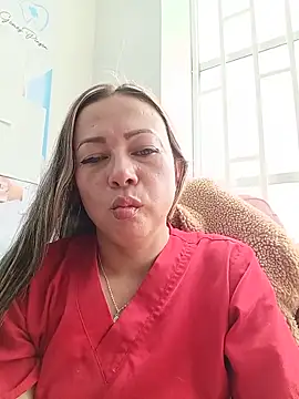 Snapshot of Madisson-04_ chatting on May 23, 3:27 pm Madisson-04 online show from May 23, 3:27 pm