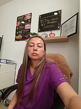 Snapshot of Madisson-04_ chatting on June 5, 3:07 pm Madisson-04 online show from June 5, 3:07 pm