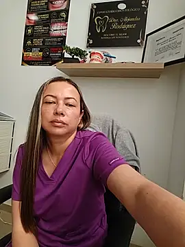 Madisson-04  online show from July 6, 2:47 pm