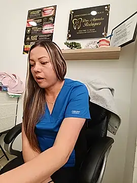 Madisson-04  online show from July 21, 7:38 pm