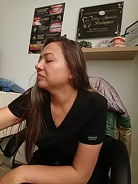 Madisson-04  online show from July 28, 1:54 pm