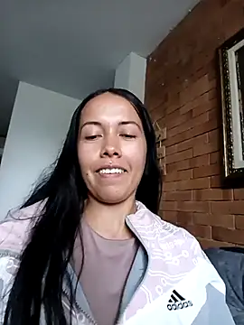 Snapshot of MiaForever1 chatting on May 12, 6:16 pm MiaForever1 online show from May 12, 6:16 pm