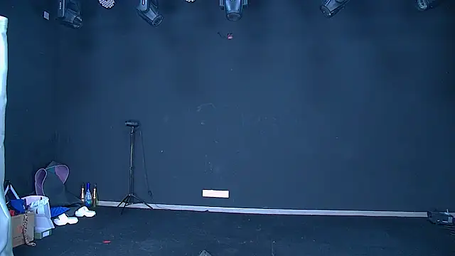 Emeralds Girls online show from November 8, 12:11 am